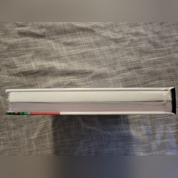 LEGO NEXO KNIGHTS Character Encyclopedia (2017) Exclusive Clay Minifigure NEW - Picture 3 of 5